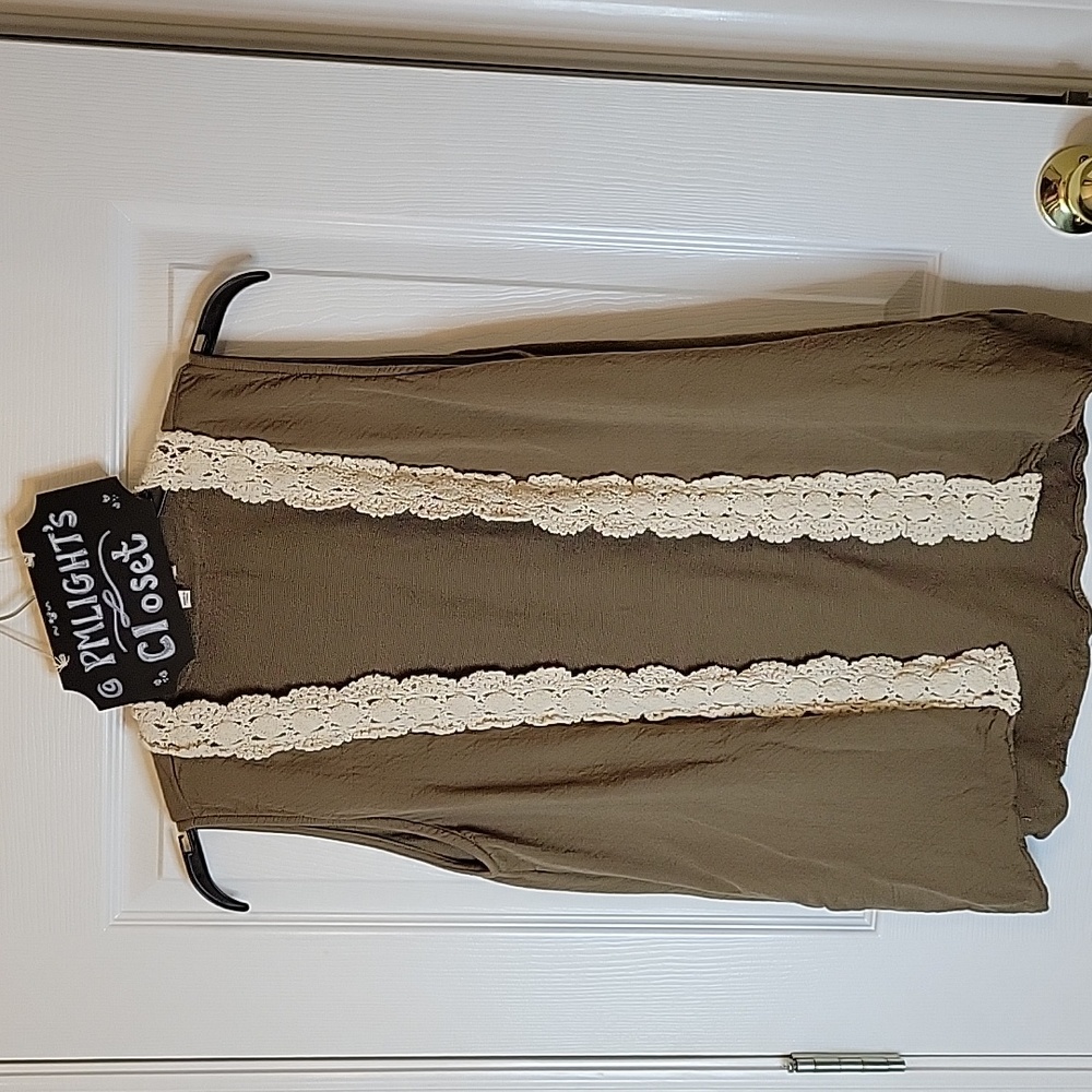 Umgee Small Olive Green Vest with Ivory Crochet Trim